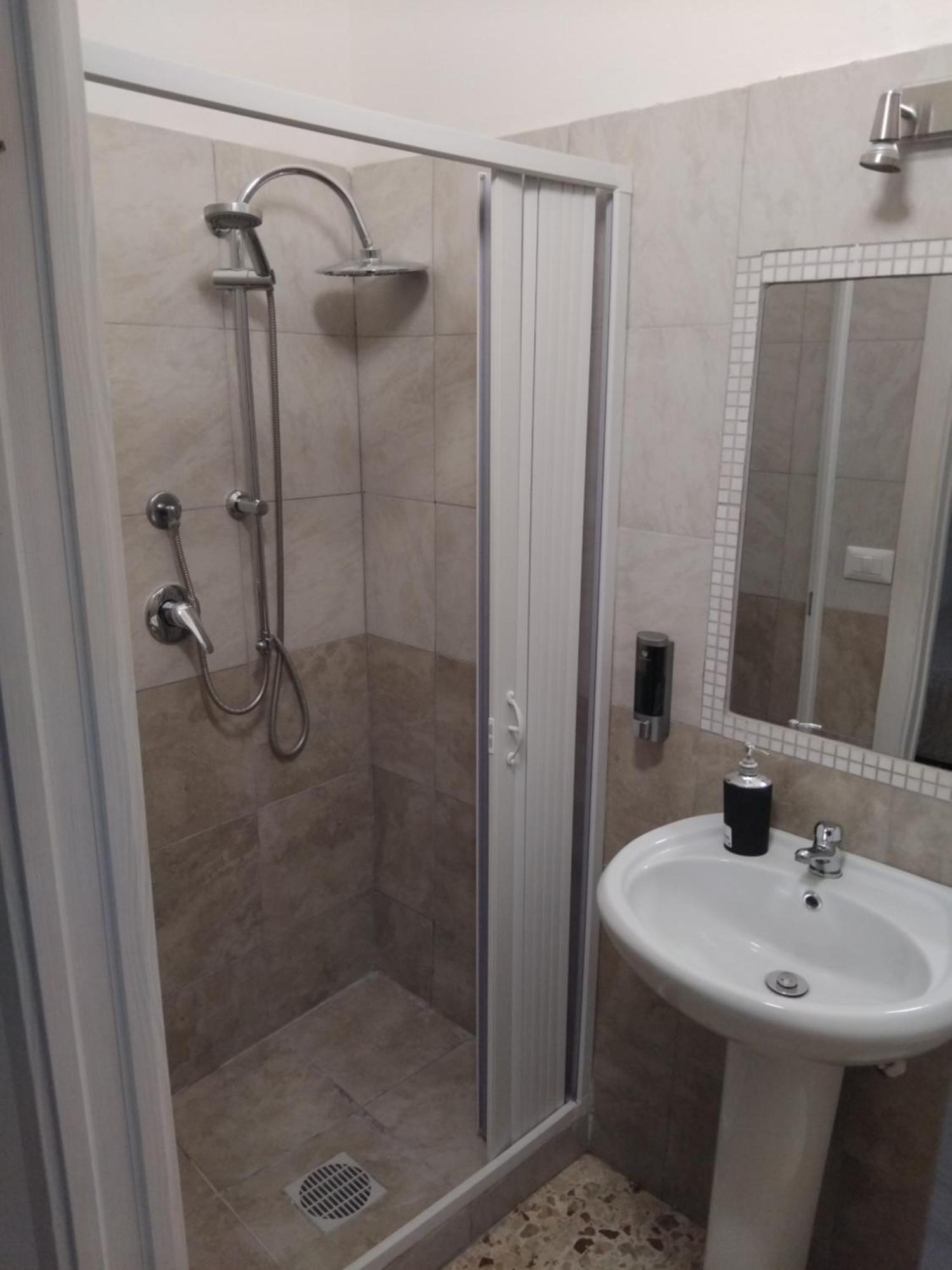 Catania Airport Room Bagno Privato In Camera 외부 사진